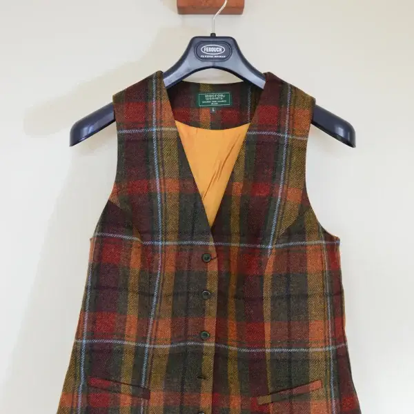 Mucros Ladies Waistcoat