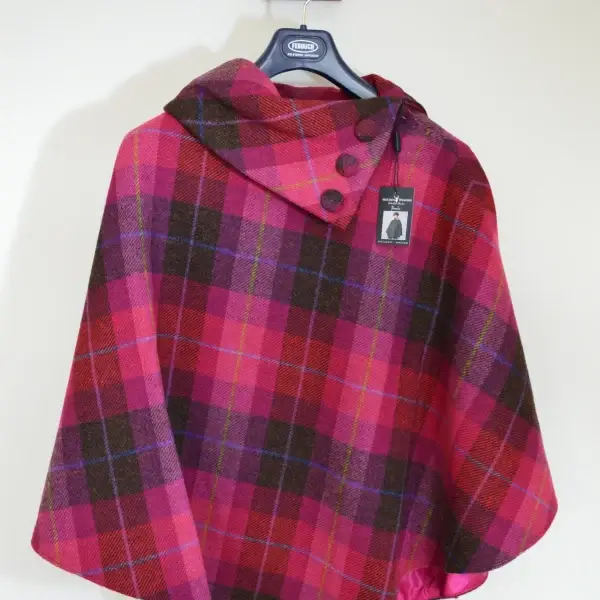 Poncho de lana Mucros
