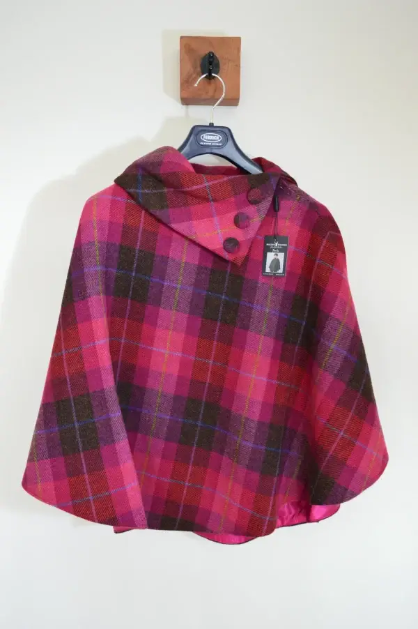 Poncho de lana Mucros