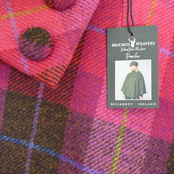 Poncho de lana Mucros