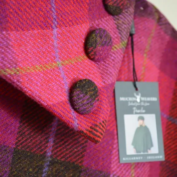 Poncho de lana Mucros