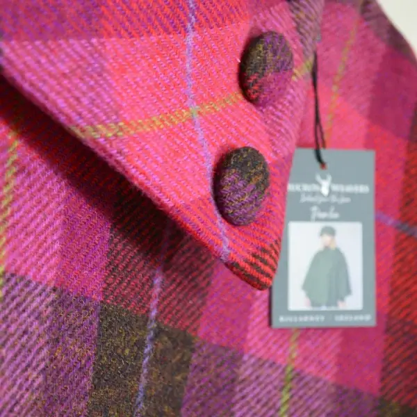 Poncho de lana Mucros