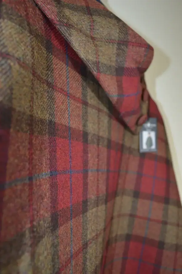 Poncho de lana Mucros