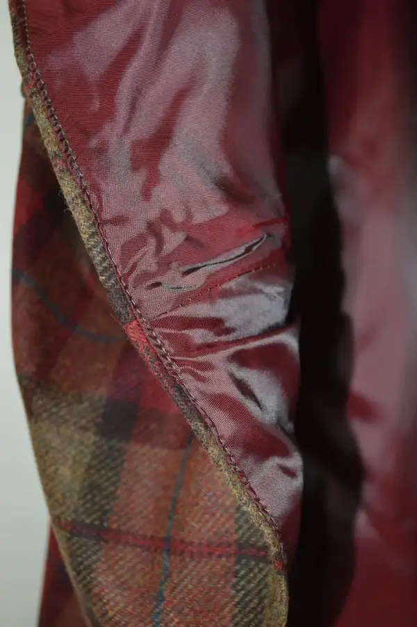 Poncho de lana Mucros