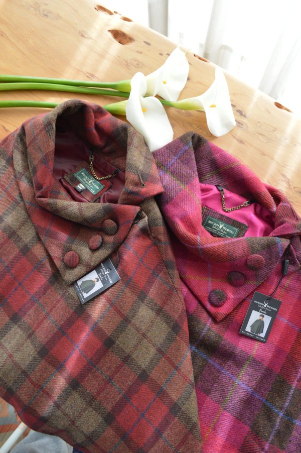 Poncho de lana Mucros