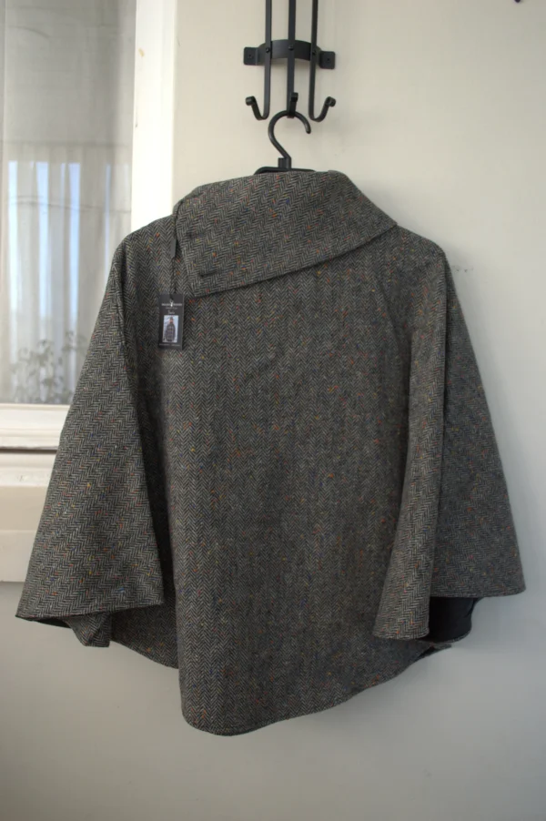 Poncho Espiga - Mucros Weavers